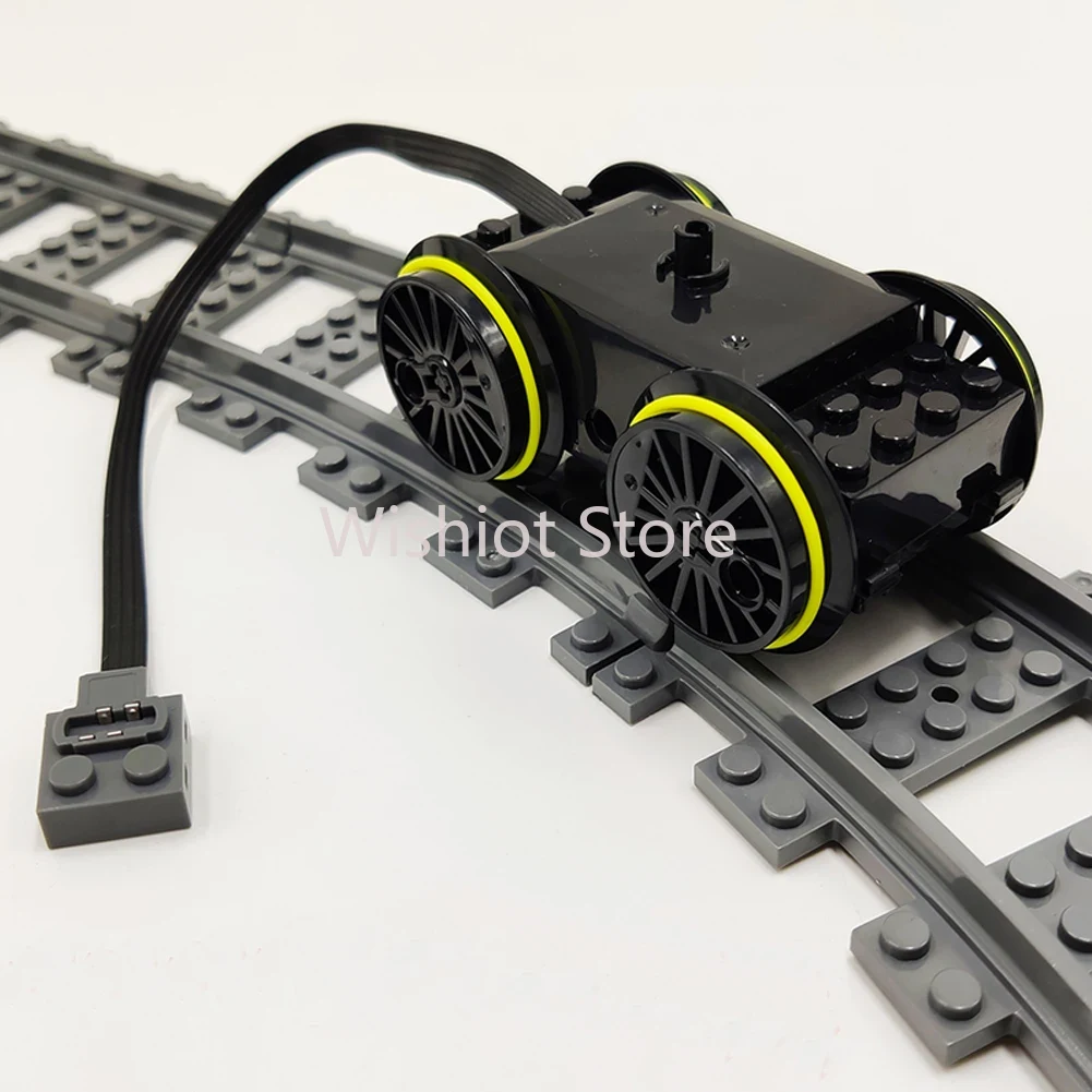 การวิเคราะห์ชิ้นส่วนรถไฟมอเตอร - Lego Set Technic บทวิจารณ์และราคา
