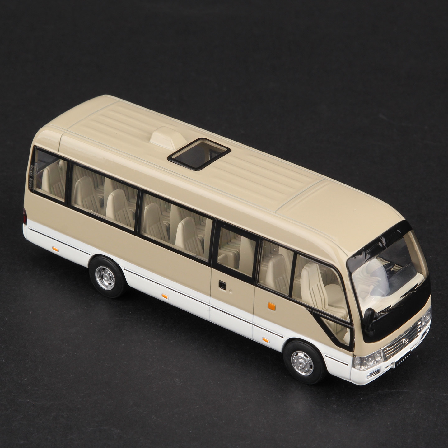 โตโยต้า โคสเตอร์ 1:64 รถโมเดลอ - Die Cast Car 1 64 บทวิจารณ์และราคา